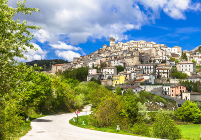 Castel del Monte - Abruzzo Region Italy Touring