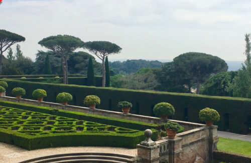 fully booked gardens of italy tour