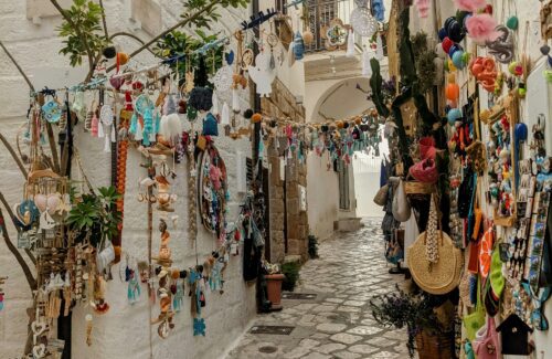laneway in polignano a mare