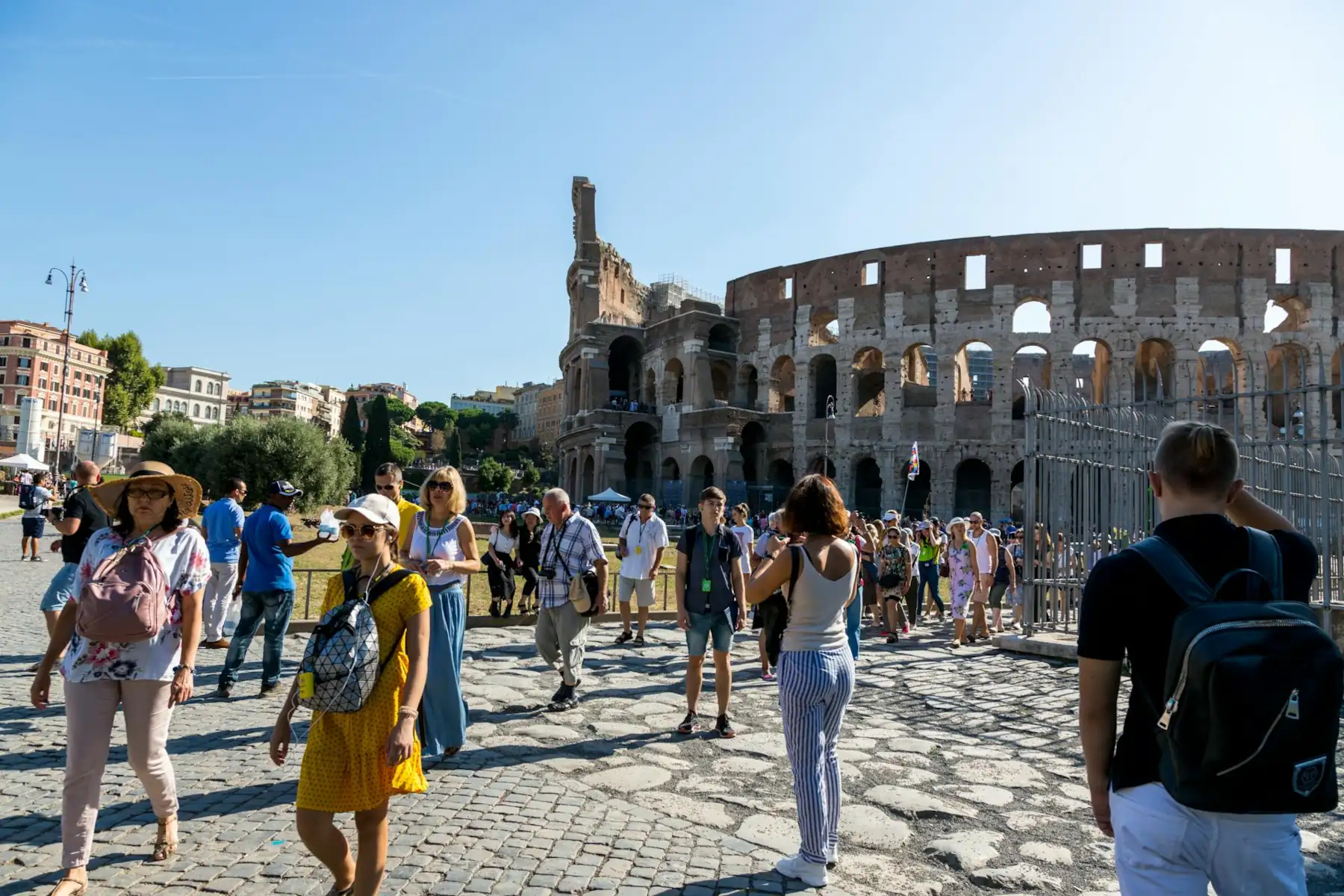 Small Group vs Private Tours in Italy: Which Is Right for You?